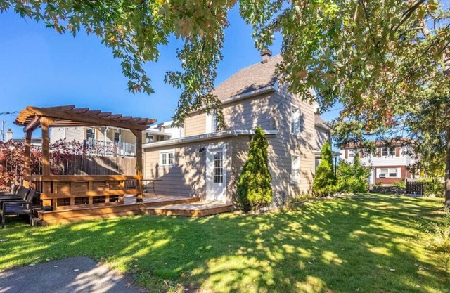 143 rue st redempteur · Spacious 3 Bedroom Home in Gatineau