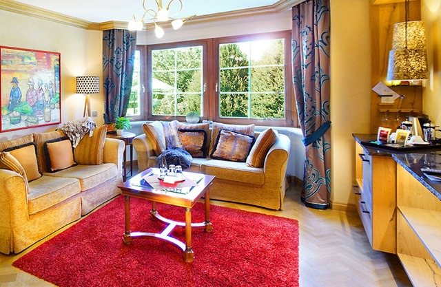 15 Grohl Castle Suite