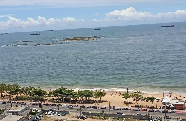 1503- Beautiful view of the beach 3 bedrooms, wifi, swimming pools