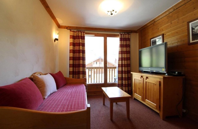 150m from ski slopes, 2nd floor, fitness, swimming pool, tv, ski locker, 32m², Val Cenis