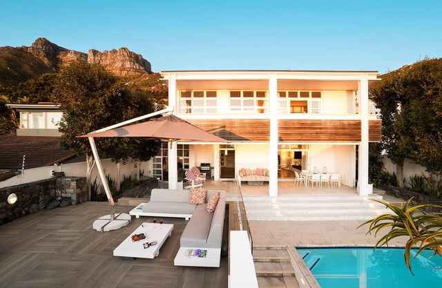 150m to the most beautiful beach of Cape Town - Llandudno Beach