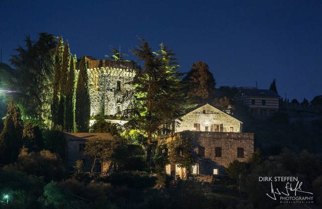 15th century castle, between Cinque Terre and Portofino, private pool, sea view