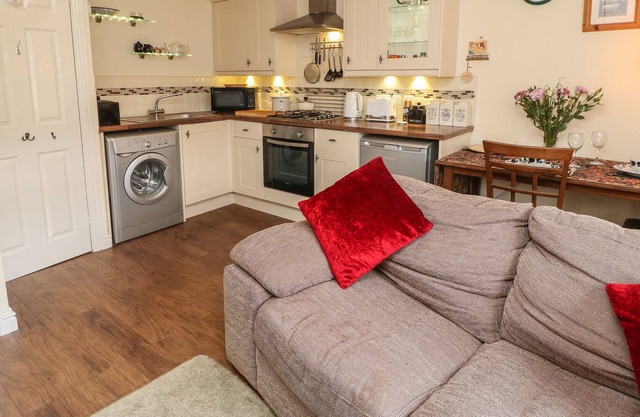 16 PRINCES STREET, pet friendly in Corbridge