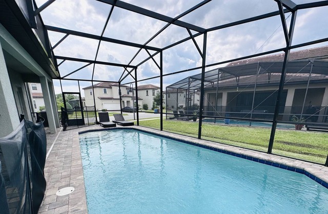 164AA: 6 bed Balmoral Resort with Private Pool
