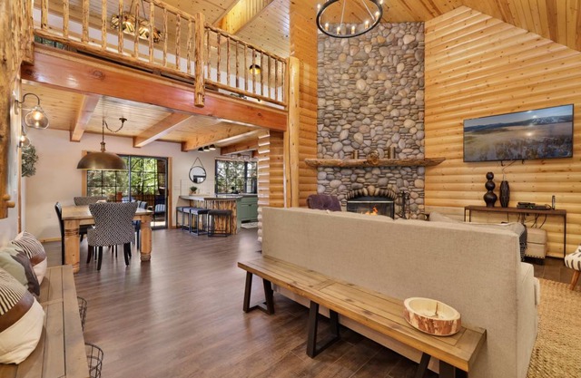 165 m² Cabin ∙ 3 bedrooms ∙ 6 guests