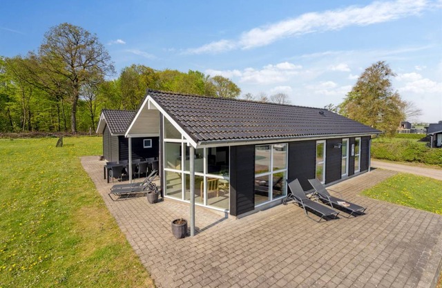 165 m² House ∙ 4 bedrooms ∙ 10 guests