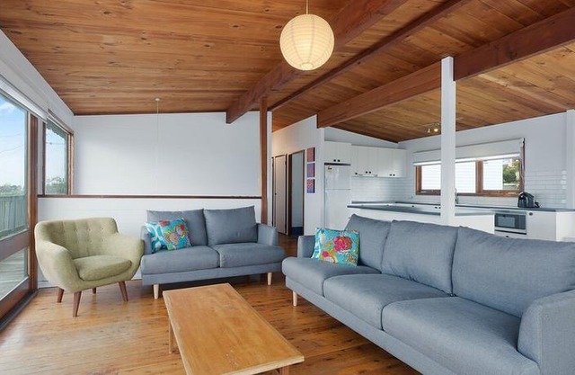 17 Dulling Street - Beach House
