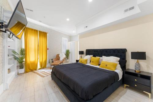 1731 Private room 202