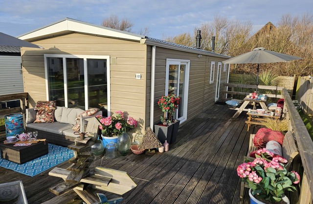 175. Prachtig ruim chalet aan de Noordhollandse kust compleet voor 5 personen.