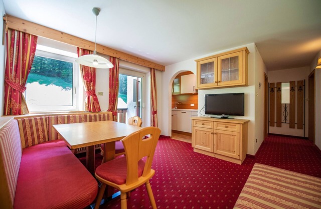 179B Apartments Seida