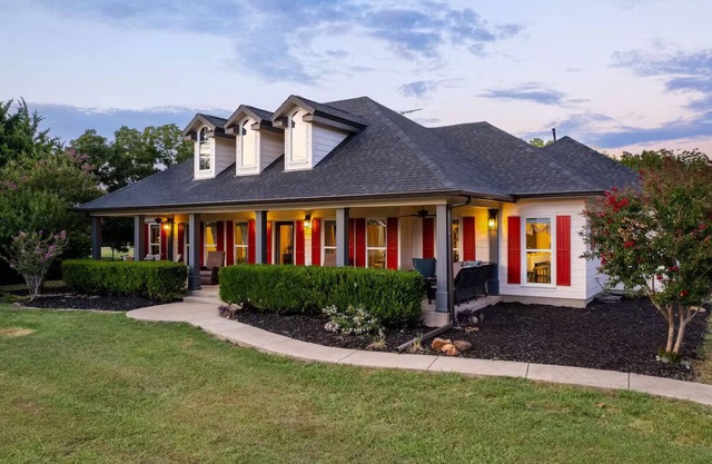 18-Acre Texas Ranch AS SEEN ON HGTV!