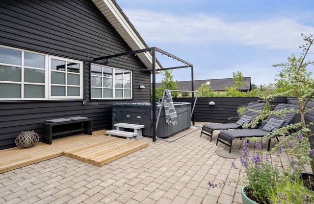 18 person holiday home in Nørre Nebel