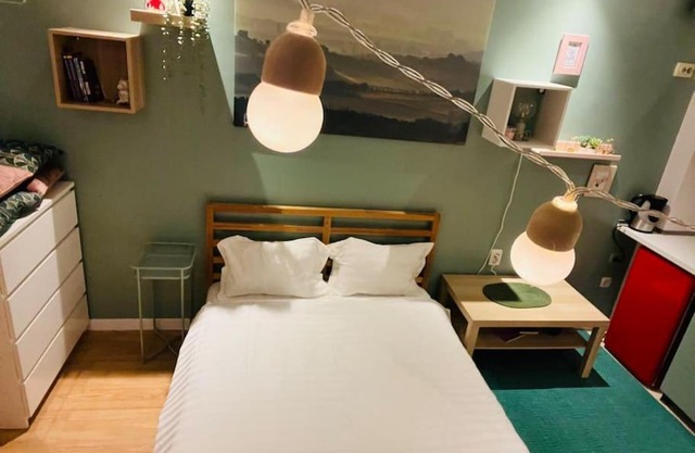18 Tiny Room