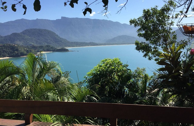 180 degrees of sea view on the beach in an ecological and safe condominium!