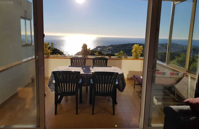 180° Sea view, 1 km beach, Quiet, Pool, Parking (Box), Air-conditioned, Wifi