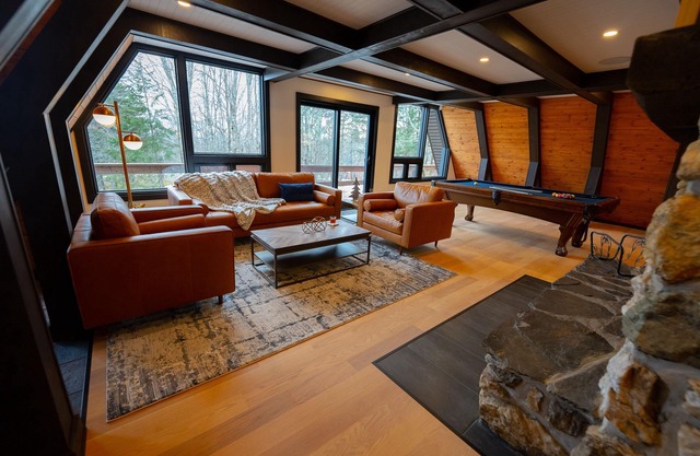 19 Person Grand Chalet Luxury Mountain Retreat with Stunning Views and Amenities