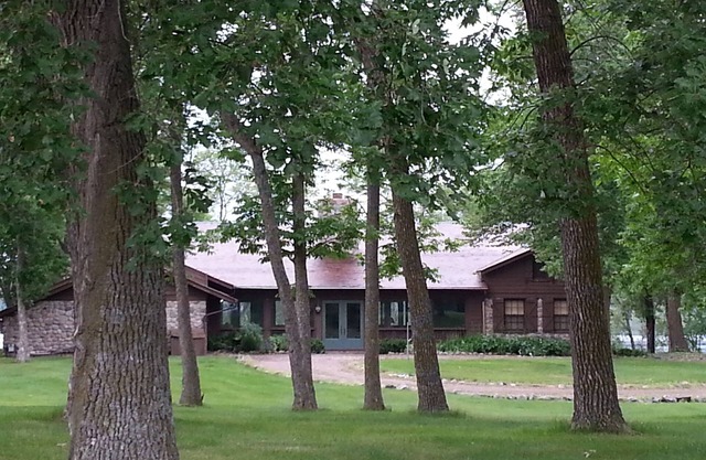 1948 Waterfront LodgenRustic ElegancenFall Color! nCouples/Staff Getawaynnnn