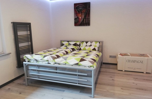 1A apartment right on the Swiss border near the famous Rhine Falls