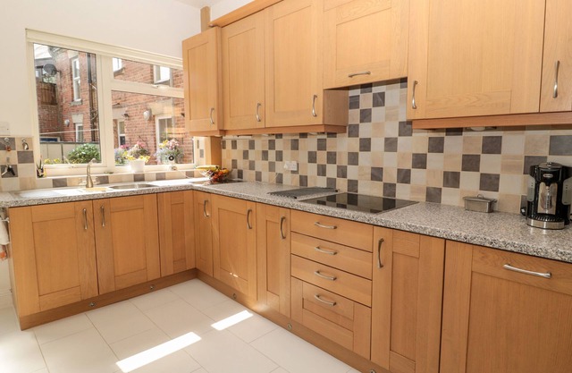 1A Chantry Place