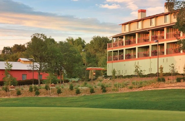 1br Condo Explore Vineyards & Outdoor Adventures!