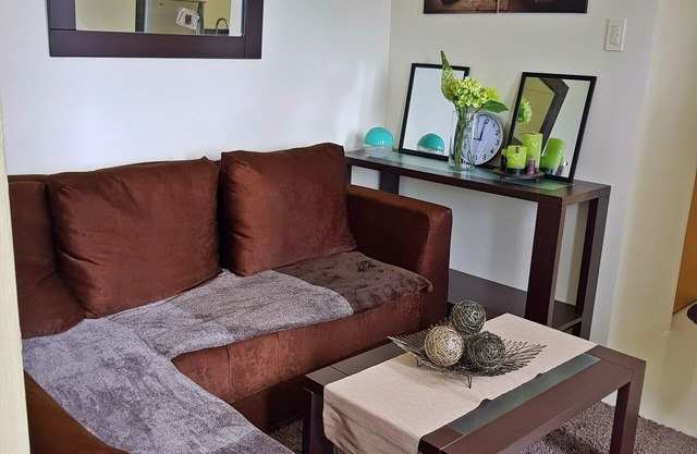 1BR condo unit with balcony