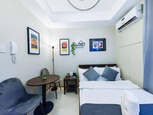 1BR Condotel Suite at Sunshine100 City Plaza #SS03