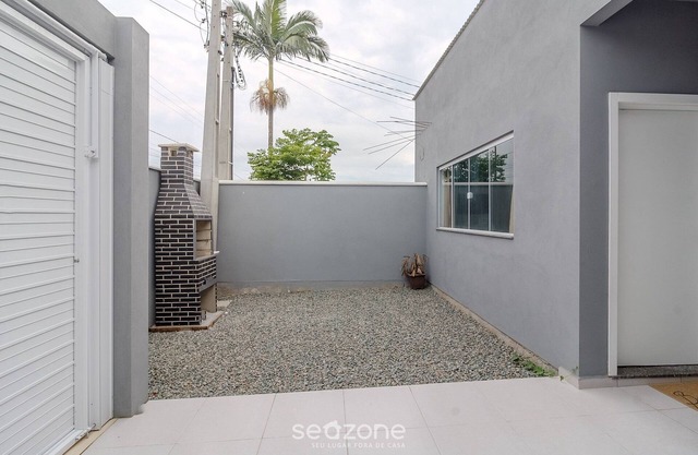 1BR House w/BBQ & Garage in Penha Jcs0004