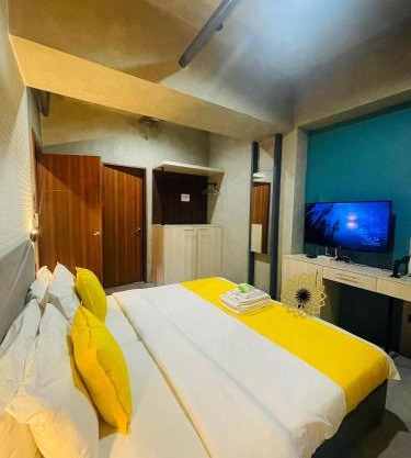 1BR Service Apartment 2pax allows 6pax 18i