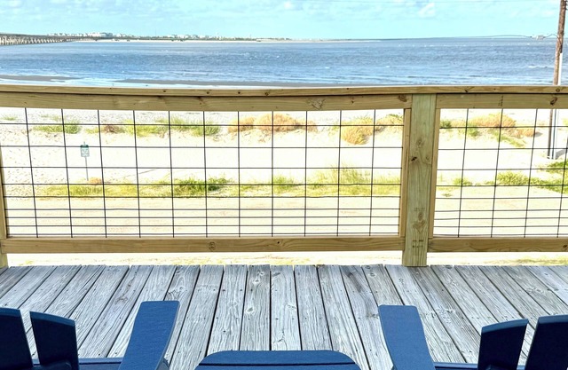 1st Row, Unobstructed Gulf Views, Pet-Friendly!