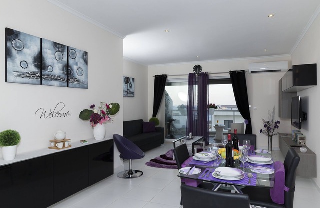 2. 2 Bed Apartment close to beach! HPI/6768