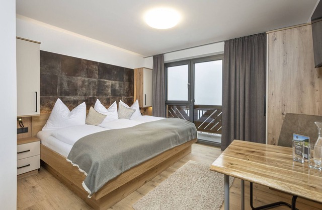 2-3 Bed Double Room Panorama
