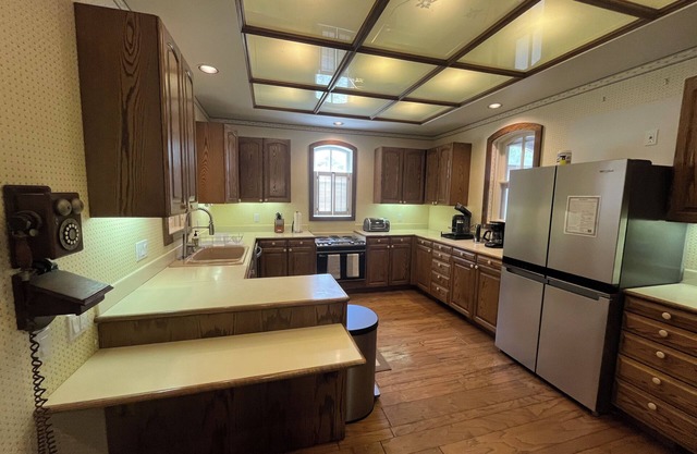 2,750 sq ft Home w/Garage & Plenty of Space for OHVs - Walkable To Downtown