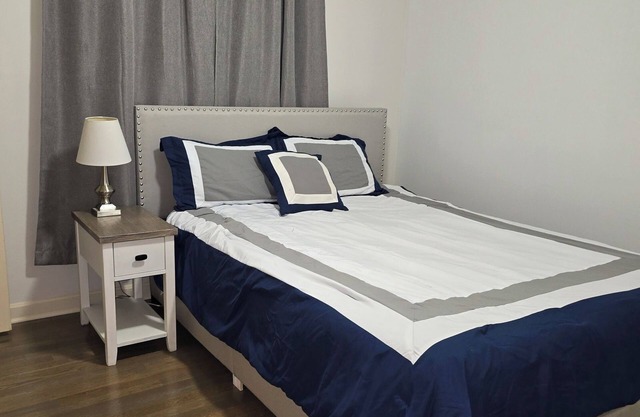 2# Affordable, no clean fee safe & Clean Room.