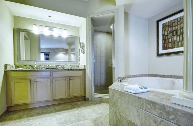 2 Bd Disney Dream Vaca @ Star Island !