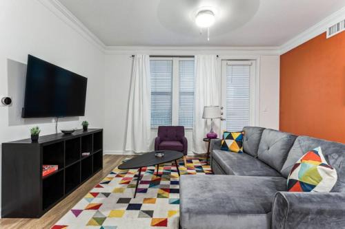 2 BD Luxe Oasis, Near The Star and Shops