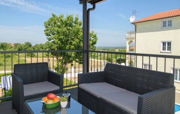 2 bedroom accommodation in Stranici
