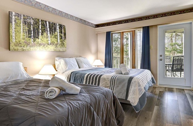 2 Bed| 2 Bath| Arcade Game | Centre Mont-Tremblant