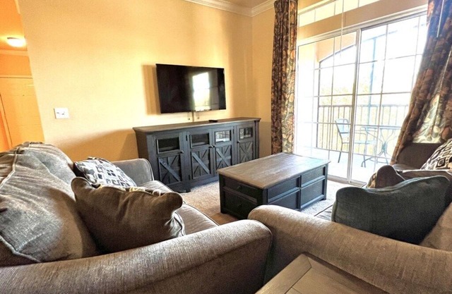 2 Bed 2 Bath Condo in Tuscana Resort-