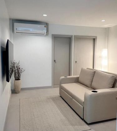 2 Bed & 2 Bath Suite, 2nd floor