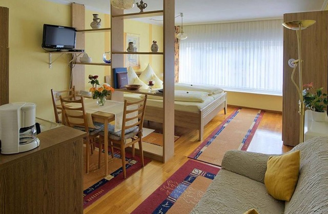 2-bed apartment "Apotheke" - Guesthouse Horst Clüsserath