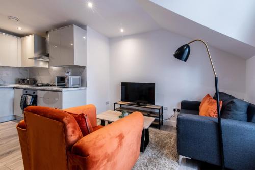 2-Bed Apartment in Basingstoke - Central & Convenient
