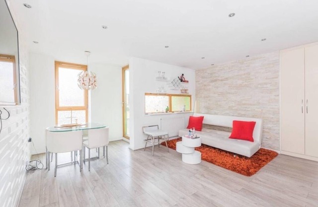 2 bed apartment
