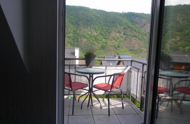 2 bed apartment Justin - House Avallon