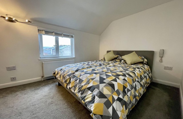 2 Bed Apartment - Sleeps 4 - Wifi