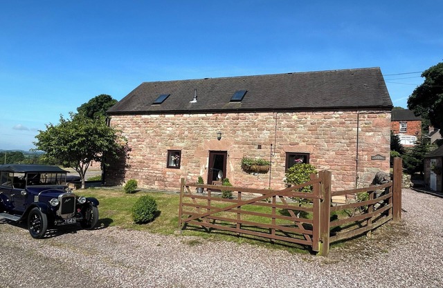 2 Bed Barn Alton Towers Chatsworth Polars Peaks