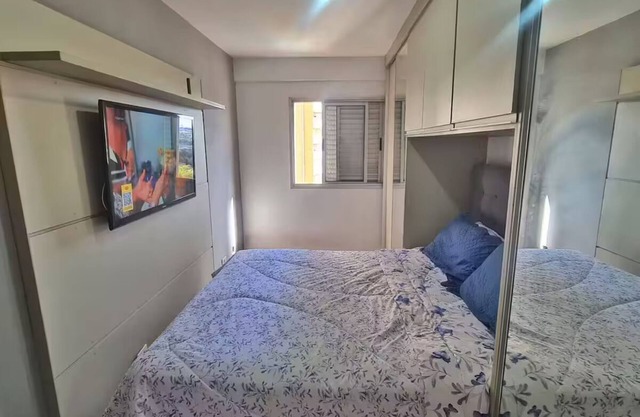 2 bedroom apartment, 4 minutes from the shopping mall.