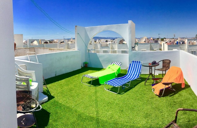 2 Bed Duplex With Large Pool & Sun Terrace Close To Beach and Golf