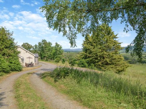 2 bed in Builth Wells BN059