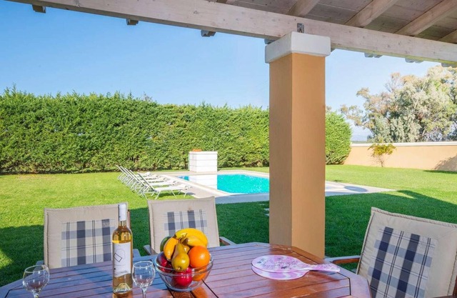 2 Bed modern villa, close to resort amenities