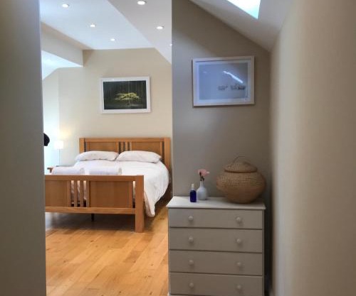 2 Bed Rural cottage between the mountains and Sea in West Wales
